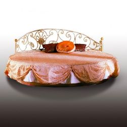 Dekorativnaya-kruglaya-krovat-Osina