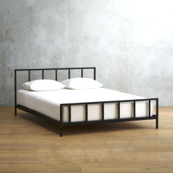 Pure-krovat-v-stile-loft