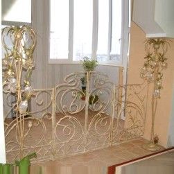 ZHeleznaya-peregorodka-Norma-v-zolotom-tsvete