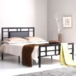 Krovat-v-stile-loft-Amazing-s-myagkim-izgolovem