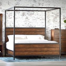 Batty-krovat-v-stile-loft-iz-dereva-i-metalla
